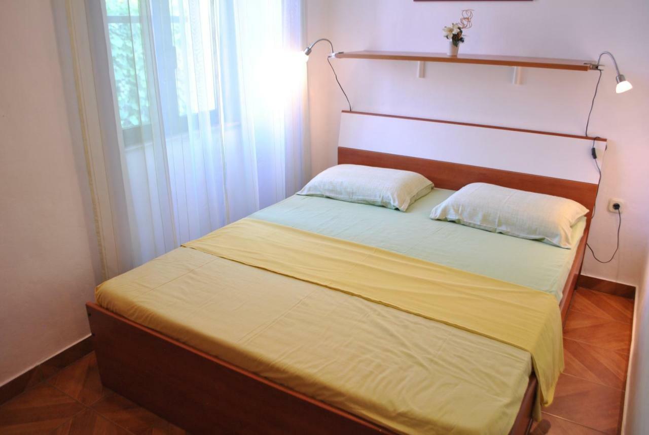 Old Town Uspon Apartment Pula Ngoại thất bức ảnh